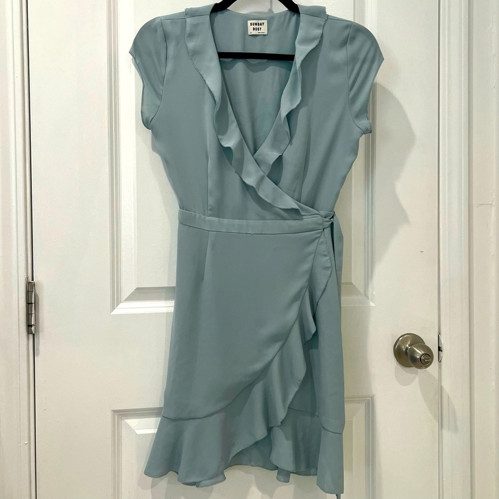 Aritzia Sunday Best Cap Short Sleeve Wrap Dress Ruffle • Size: 00 • Light Blue